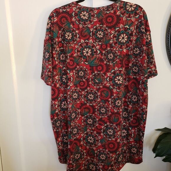 LuLaRoe Simply Comfortable Irma Tunic Top - Picture 6 of 6
